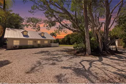 1313 Driftwood Dr, North Fort Myers, FL 33903 - Photo 1