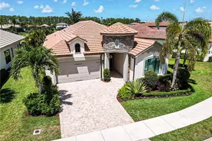 9327 Woodhurst Dr, Naples, FL 34120 - Photo 5