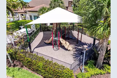 9327 Woodhurst Dr, Naples, FL 34120 - Photo 47