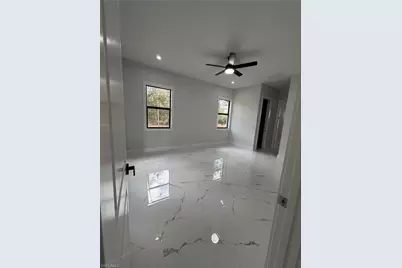 2863 52nd Ave NE, Naples, FL 34120 - Photo 15