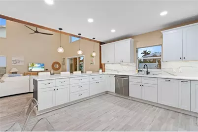 523 103rd Ave N, Naples, FL 34108 - Photo 11