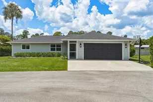 631 5th St SW, Naples, FL 34117 - Photo 3