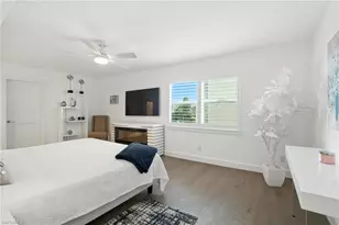 9517 Gulf Shore Dr, Naples, FL 34108 - Photo 23