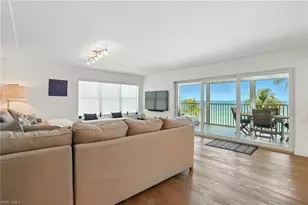 9517 Gulf Shore Dr, Naples, FL 34108 - Photo 7