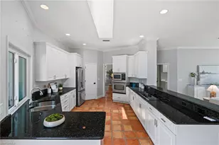 2092 Imperial Cir, Naples, FL 34110 - Photo 13