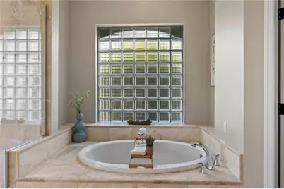 2092 Imperial Cir, Naples, FL 34110 - Photo 27