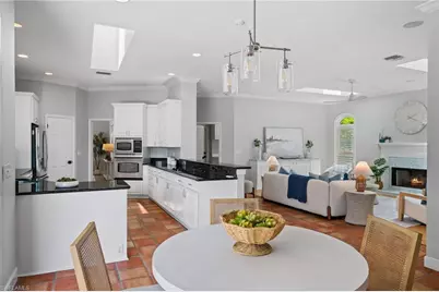 2092 Imperial Cir, Naples, FL 34110 - Photo 17