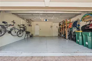 658 Vintage Reserve Cir S, Naples, FL 34119 - Photo 37