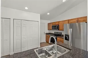 6254 Vista Garden Way, Naples, FL 34112 - Photo 7