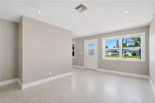 794 107th Ave N, Naples, FL 34108 - Photo 3