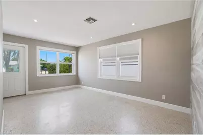 794 107th Ave N, Naples, FL 34108 - Photo 5