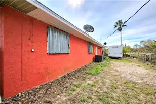 1704 Edison Ave, Lehigh Acres, FL 33972 - Photo 19