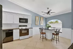 13061 Hamilton Harbour Dr, Naples, FL 34110 - Photo 9