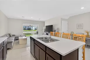 15396 Wildflower Cir, Naples, FL 34119 - Photo 11
