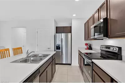 15396 Wildflower Cir, Naples, FL 34119 - Photo 9