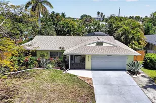 5217 Elm Ct, Cape Coral, FL 33904 - Photo 47