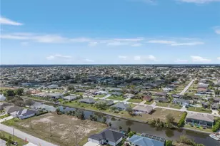 3302 SW 8th Pl, Cape Coral, FL 33914 - Photo 35