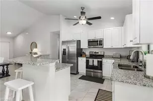 3302 SW 8th Pl, Cape Coral, FL 33914 - Photo 7