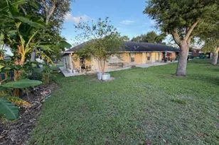 2779 Tropicana Blvd, Naples, FL 34116 - Photo 19