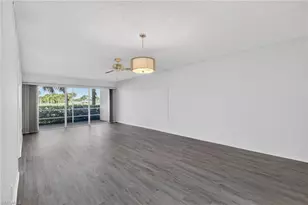 200 Pebble Beach Blvd, Naples, FL 34113 - Photo 7