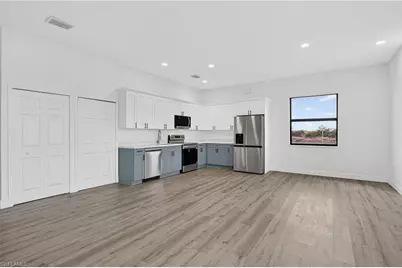 560 Genoa Ave S, Lehigh Acres, FL 33974 - Photo 23