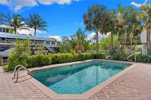 1286 Rainbow Ct, Naples, FL 34110 - Photo 33