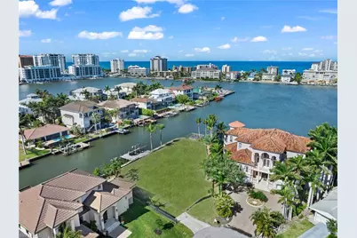 366 Pine Ave, Naples, FL 34108 - Photo 7