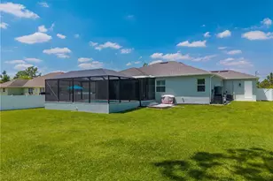 908 Hibiscus Ave, Lehigh Acres, FL 33972 - Photo 43
