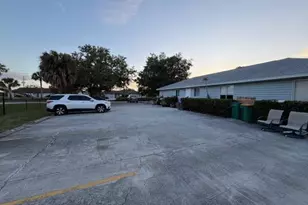 2550 Tropicana Blvd, Naples, FL 34116 - Photo 41