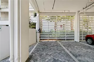 101 8th St S, Naples, FL 34102 - Photo 17