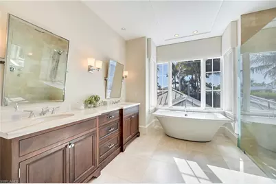 42 6th St S, Naples, FL 34102 - Photo 35