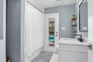 2474 Outrigger Ln, Naples, FL 34104 - Photo 27