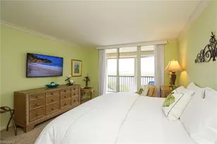 15 Bluebill Ave, Naples, FL 34108 - Photo 9