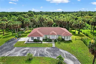 850 29th St SW, Naples, FL 34117 - Photo 1