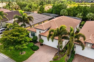 11810 Timbermarsh Ct, Fort Myers, FL 33913 - Photo 3