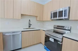 613/615 W 12th St, Lehigh Acres, FL 33972 - Photo 5