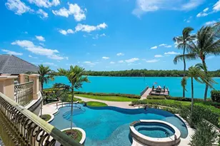 840 Admiralty Parade E, Naples, FL 34102 - Photo 9