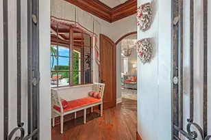 840 Admiralty Parade E, Naples, FL 34102 - Photo 25