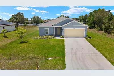 858 Rue Labeau Cir, Fort Myers, FL 33913 - Photo 1