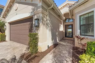 3168 Pacific Dr, Naples, FL 34119 - Photo 33