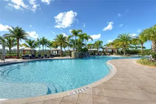 3168 Pacific Dr, Naples, FL 34119 - Photo 35