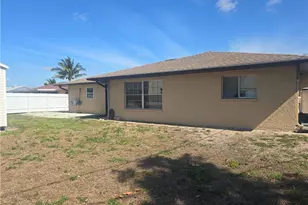 4472 30th Pl SW, Naples, FL 34116 - Photo 9