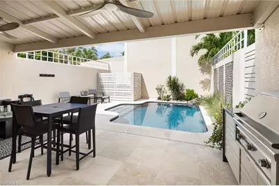 1070 5th St S, Naples, FL 34102 - Photo 19