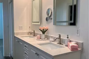 8723 Ibis Cove Cir, Naples, FL 34119 - Photo 15