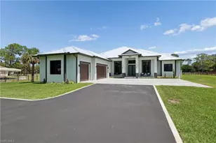 360 13th St SW, Naples, FL 34117 - Photo 5
