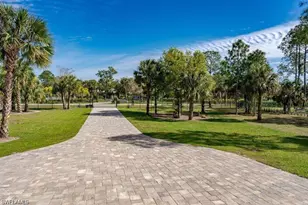 709 15th St SW, Naples, FL 34117 - Photo 3