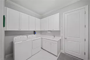 9282 Rialto Ln, Naples, FL 34119 - Photo 25