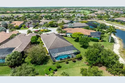 9282 Rialto Ln, Naples, FL 34119 - Photo 37