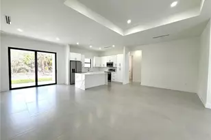 4283 10th St NE, Naples, FL 34120 - Photo 3