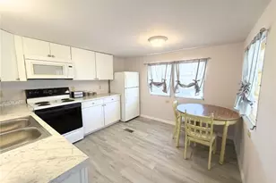 114 Rose Ln, Naples, FL 34114 - Photo 13